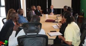 AWJ en JCI Suriname bespraken mogelijkheden voor samenwerking