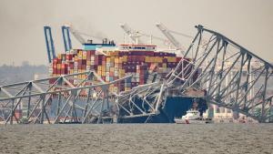 FBI doet onderzoek op schip Baltimore dat brug deed instorten