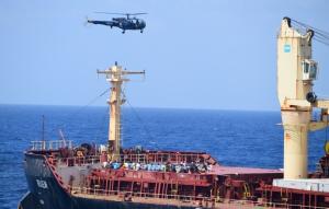 India: Marine stopt kaping op volle zee, 35 piraten gepakt
