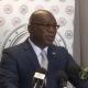 Minister Amoksi wil blijven aanzitten op JusPol – “Roep om op te