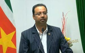 Minister Nurmohamed: “Ontwateringsproblemen zullen eind van het jaar