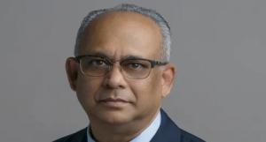 Ramdin zal SLM-directeur vragen over vermeende toe-eigening