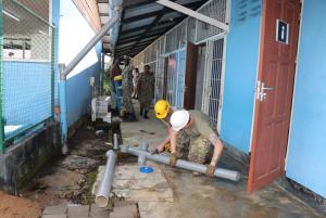 Twee scholen gerenoveerd door Surinaamse en Amerikaanse militairen