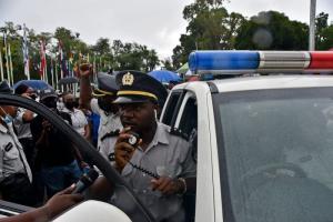 Voorzitter Surinaamse Politiebond: ‘Let goed op jezelf, de staat kan je