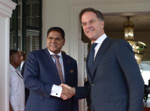 BESCHOUWING — Nederlandse stembusstrijd ook van belang voor Suriname