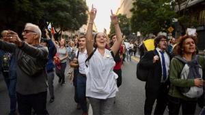 Buenos Aires: Duizenden protesteren tegen bezuinigingen op onderwijs