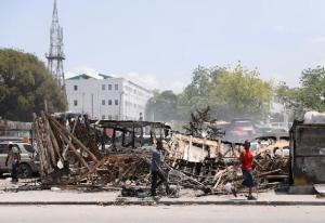 Dodental in Haïti stijgt terwijl internationale steun hapert