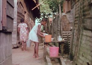 Gerestaureerde documentaire ‘Oema foe Sranan’ beleeft alsnog Surinaamse