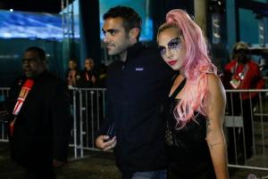 Huwelijk en eerste kind voor Lady Gaga mogelijk op komst