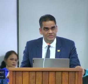 Minister Ramadhin: “Niet alleen Suriname is onderhevig aan migratie