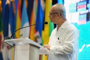 Minister Ramdin: “Suriname kan brug vormen tussen Zuid-Amerika en