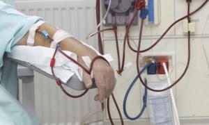 Nierdialysezorg circa 800 patiënten kost staat jaarlijks SRD 350 miljoen