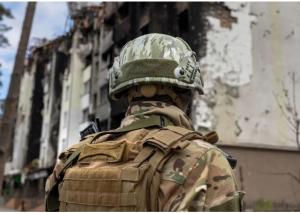 Oekraïne Overweegt Veroordeelden te Rekruteren voor Oorlogsinspanningen