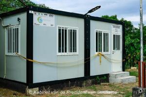 President opent waterschapskantoren in Nickerie