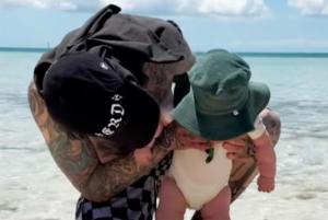 Travis Barker deelt zeldzame video van Rocky, de zoon van hem en Kourtney