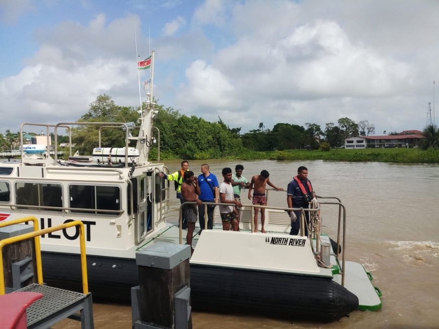 MAS redt vier Guyanese vissers uit zee