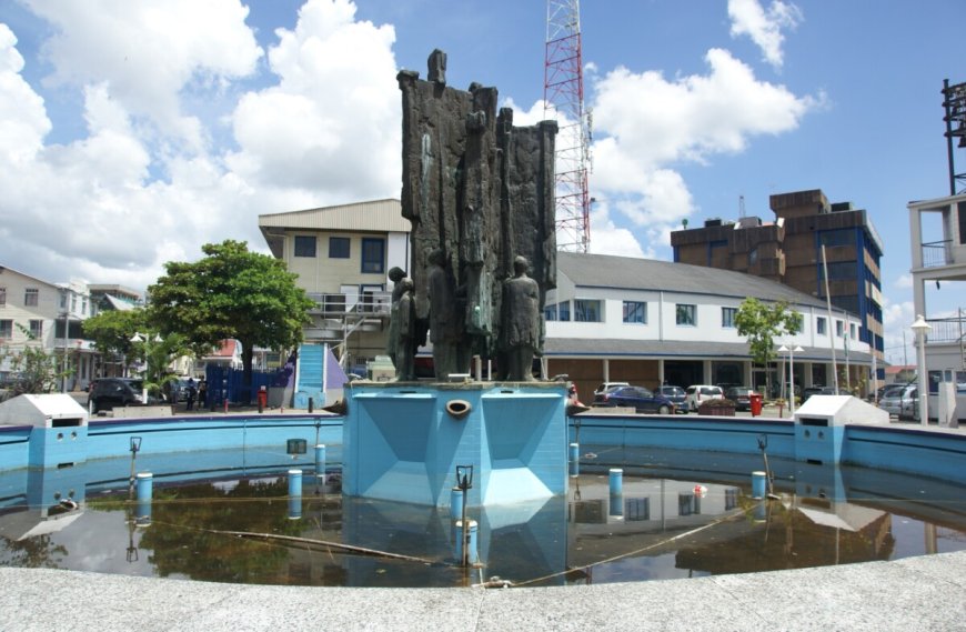 MinOWC: Naamswijziging van fontein op Vaillantsplein onaanvaardbaar