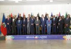 President Ali arriveert voor Brazilië-Caribische Top 2025 in Brasilia