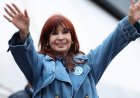 Argentijnse oud-presidente Kirchner roept aanhangers op weg te blijven voor haar appartement
