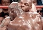 Weetje van de dag – Vandaag in 1997: Bokser Mike Tyson bijt deel oor van tegenstander af