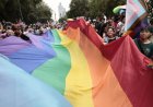 Arrestaties bij verboden Pride-mars in Istanbul, hoge opkomst in Mexico