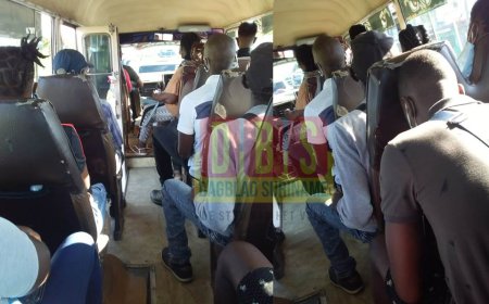 Senioren burgers Henna en Jacob en hun ervaringen met busvervoer in Suriname 