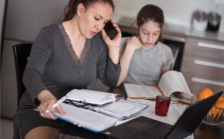 “Als ouders moeten wij zelf zorgen voor benodigd lesmateriaal, zoals spullen voor handenarbei