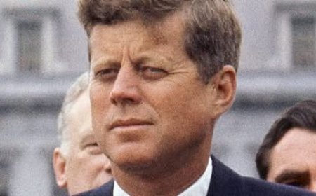 Amerikaans parlementslid beweert: JFK vermoord vanwege verzet tegen Israëlisch kernprogramma
