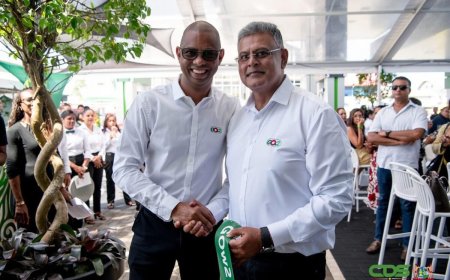 Feestelijke heropening Servicestation Amirkhan aan de Mahonylaan