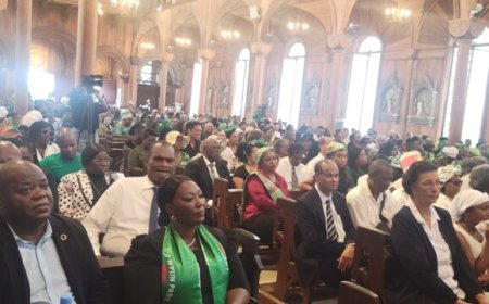 Landgenoten nemen massaal afscheid van overleden DNA-lid Patricia Etnel