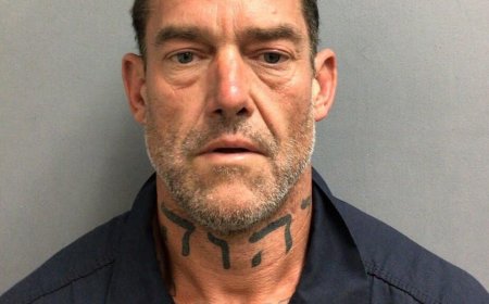 Opmerkelijk – Man in VS bekent kruisigen pastoor, en bleek nog 13 mensen op dodenlijst te heb