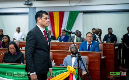 Adhin gekozen tot parlementsvoorzitter met ruime meerderheid