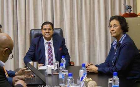 President Santokhi spreekt met NDP-voorzitter over vreedzame machtsoverdracht