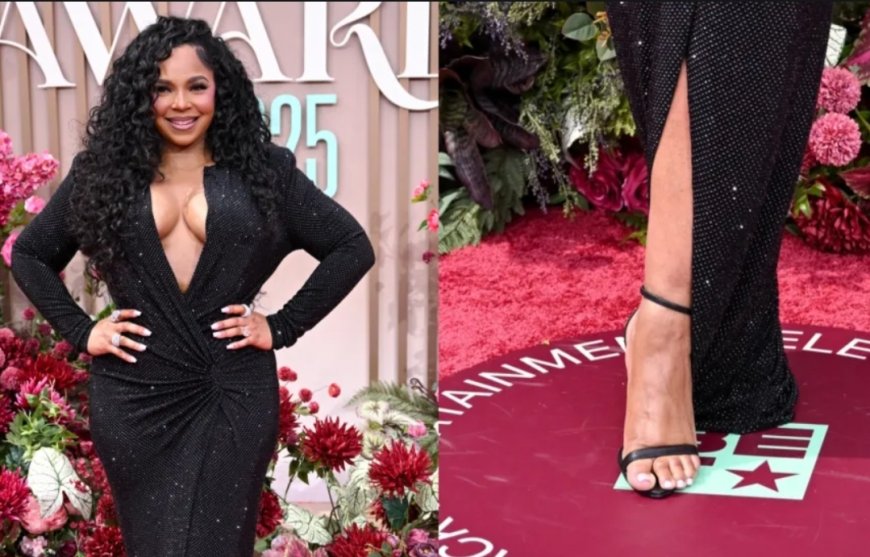 Ashanti trouw aan Tom Ford: padlocks & laarzen op BET Awards 2025