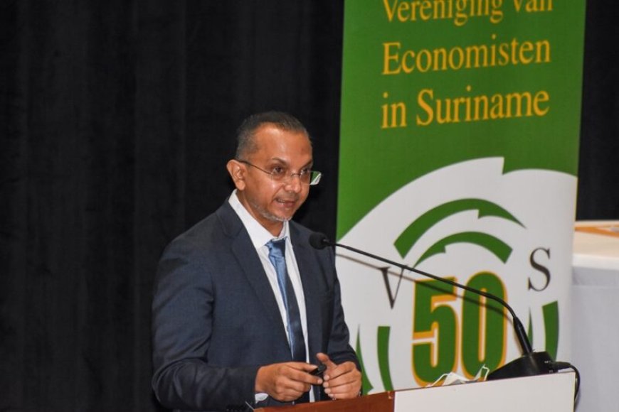 VES-voorzitter: Valutakoers ontspoort door politieke onzekerheid, niet door economie