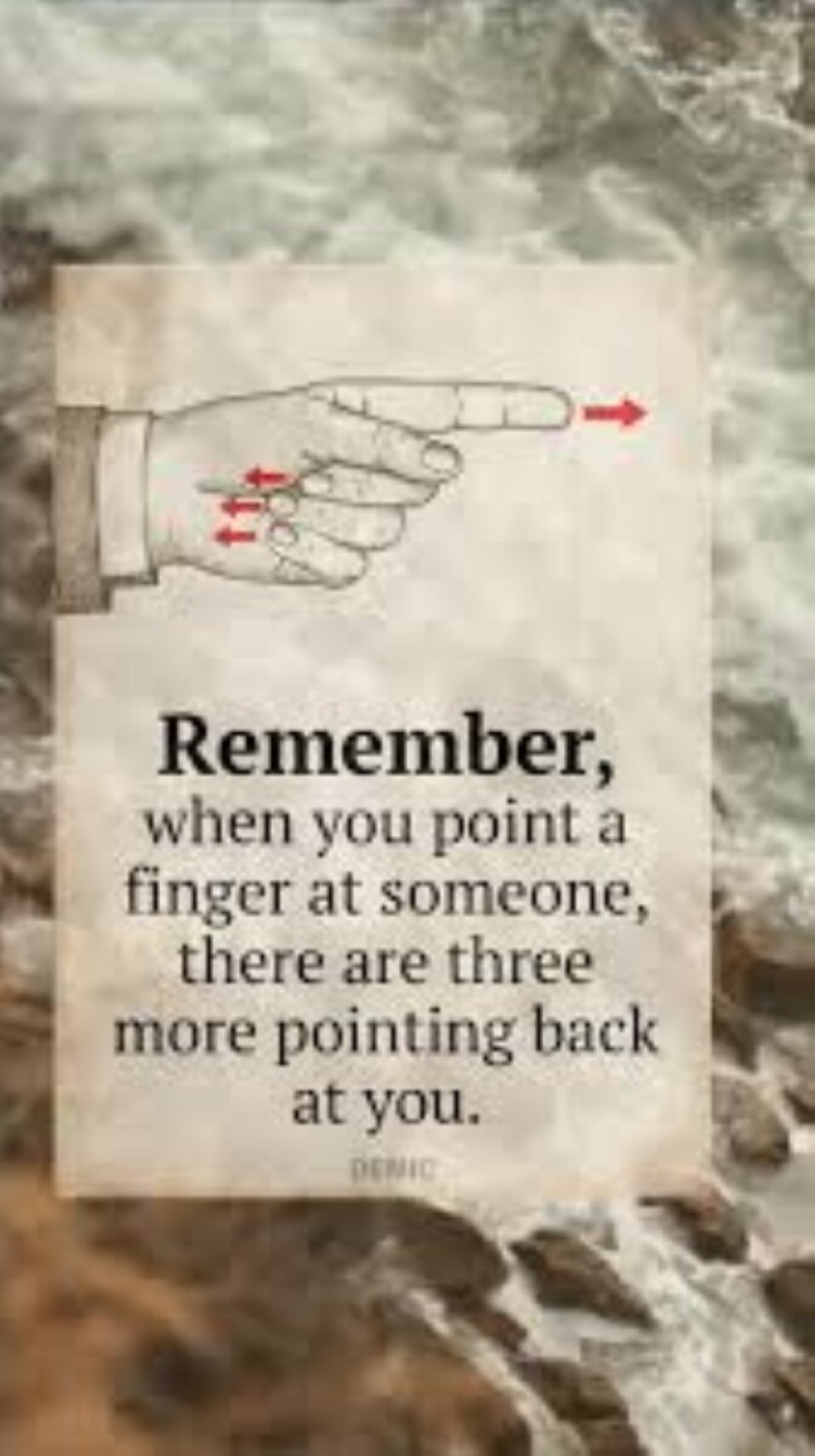 De hand in eigen boezem