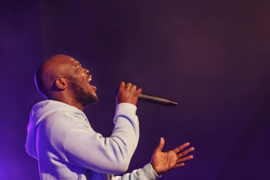 Emanuel Sanvisi: nieuwe muziek, nieuwe missie, zelfde hart