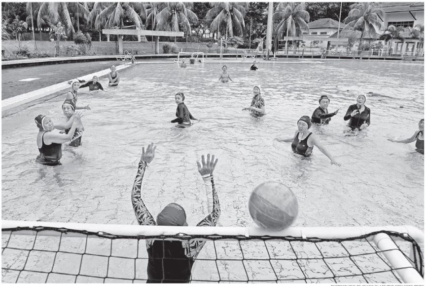 In Singapore houdt een ruige kindersport ouderen jong
