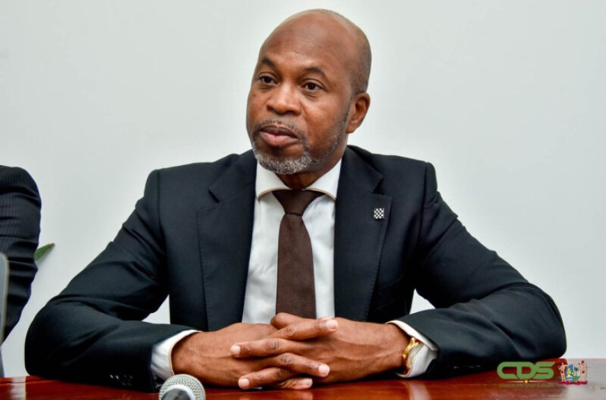 John Brewster: ‘Mijn boek is bedoeld om de Surinamers wakker te schudden om op te laten komen