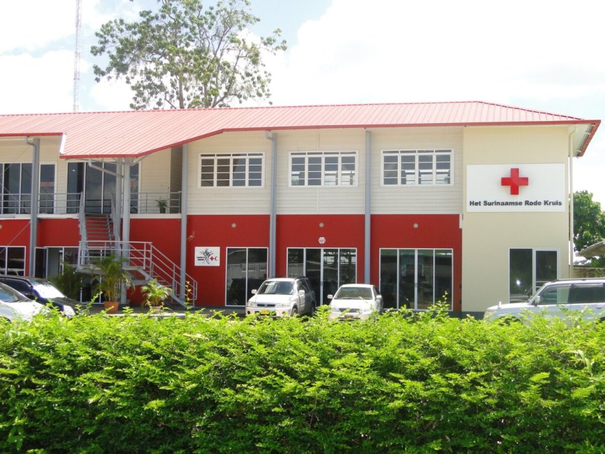 85 Jaar menselijkheid, dienstbaarheid en groei: Het Surinaamse Rode Kruis viert jubileum en b
