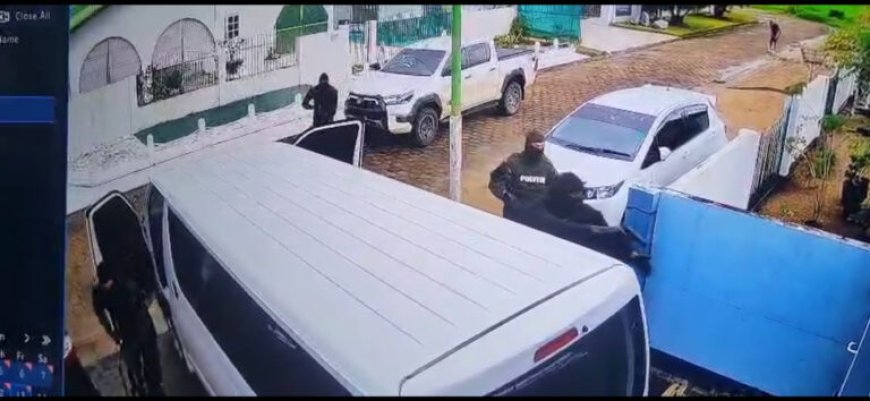 WEDEROM ENORME BLAMAGE VOOR DE OPSPORING