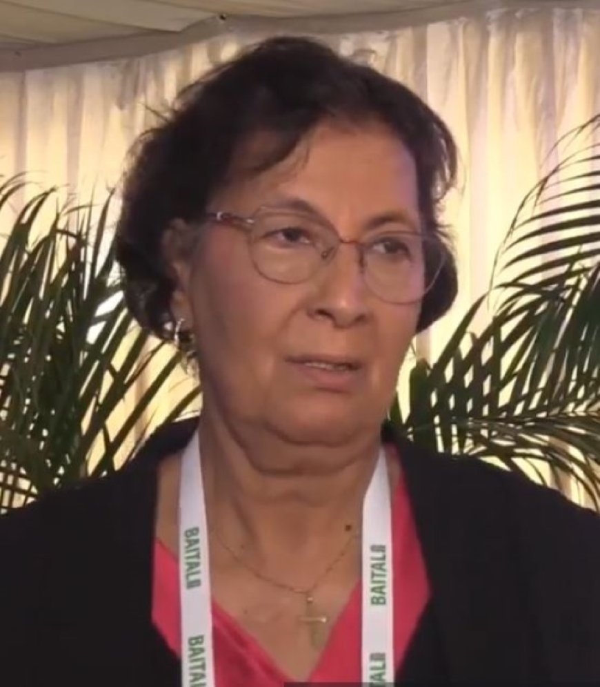 Simons had gesprekken met actoren bij koersbepaling