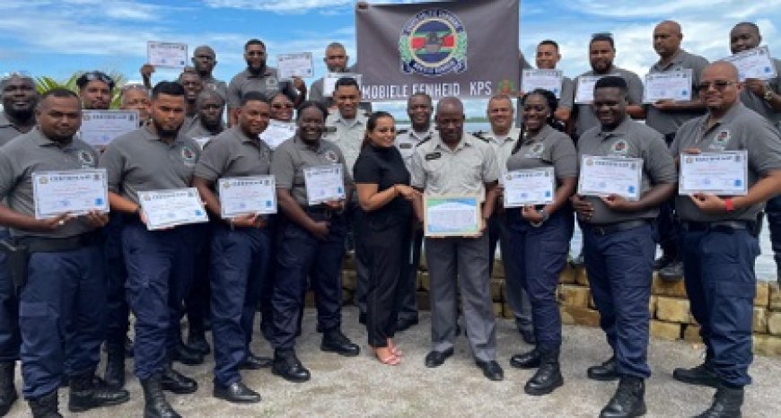 20 leden Mobiele Eenheid krijgen certificaat na training