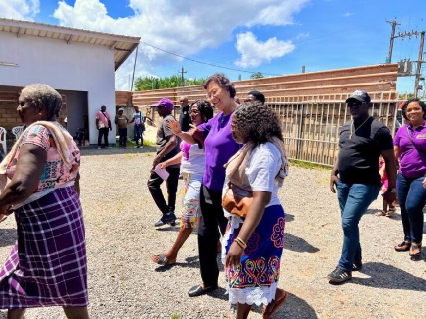 Geerlings-Simons: ‘We gaan geen SRD 800 uitdelen zoals Chan’