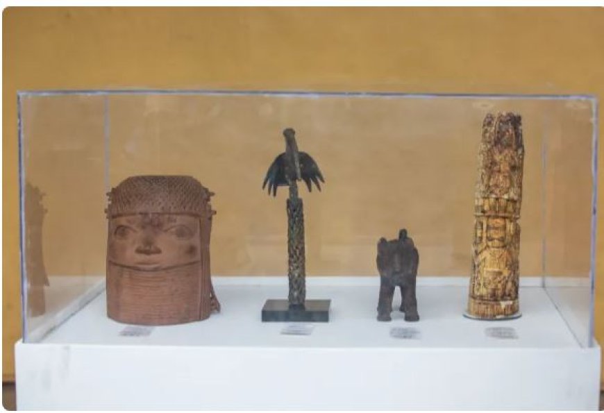 Nederland geeft 119 gestolen sculpturen terug aan Nigeria