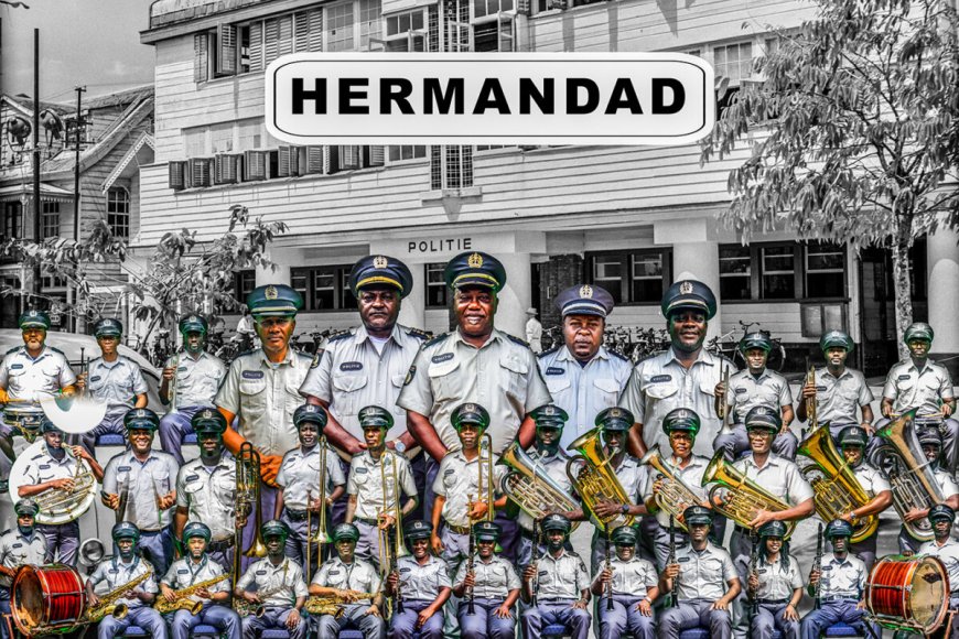 KPS viert 130 jaar met feestelijke rondmars