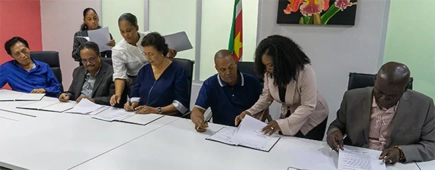 5 partijen tekenen regeerakkoord; ABOP nog niet