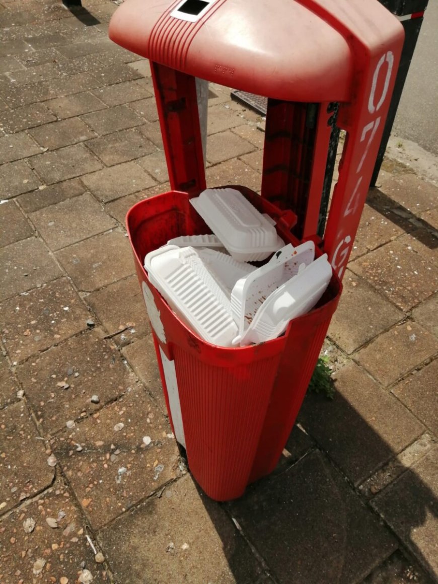 Verhoog de boetes voor dampen van afval 