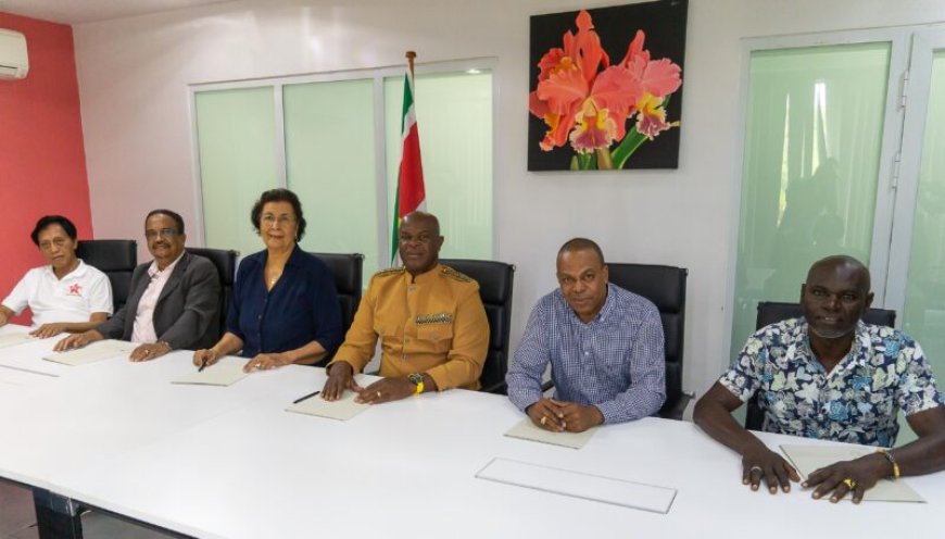 VHP uit zorgen over opstelling NDP: Simons weigert om met VHP in gesprek te gaan