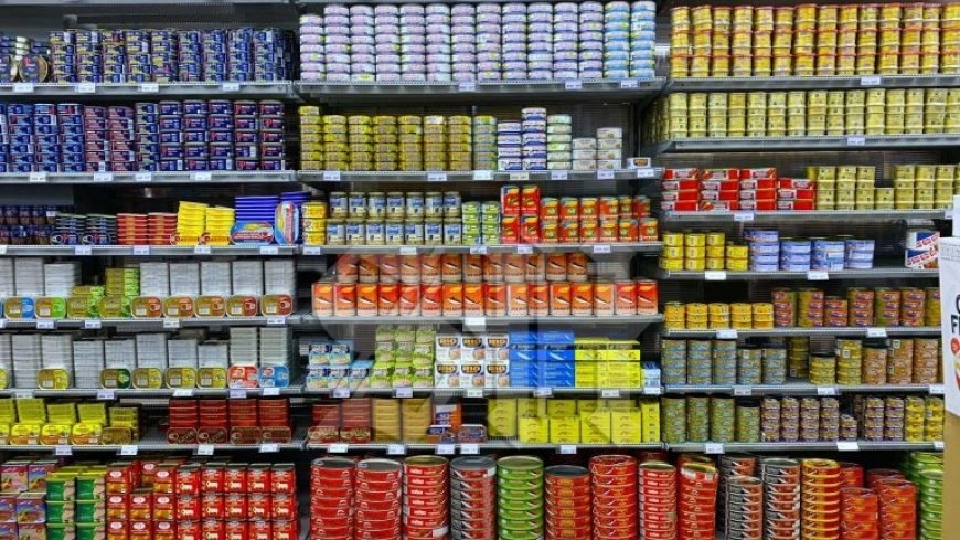 Winkels Paramaribo en Wanica betrapt op verkoop vervallen producten